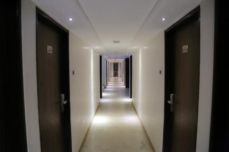 Golden Plaza Hotel Ahmedabad Exterior photo